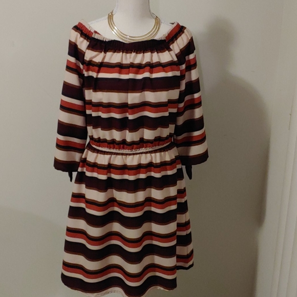NWT👗Casual Dress👗 - Picture 2 of 2